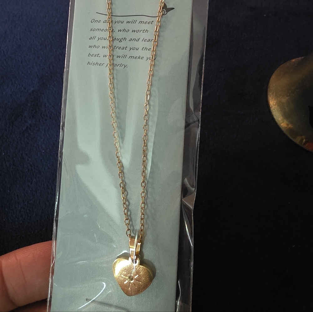 Mint Gold Heart Pendant Necklace